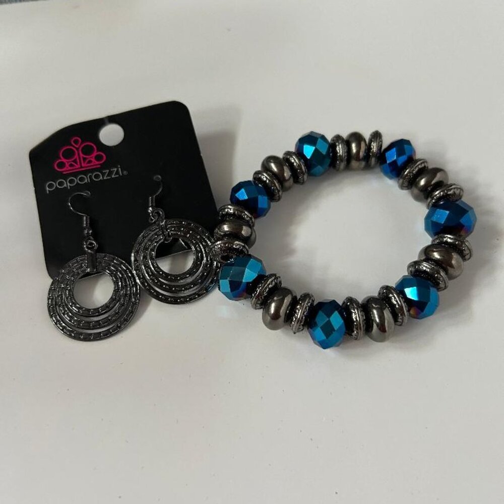 Paparazzi-Silver Gunmetal earrings and blue gunmetal stretch bracelet